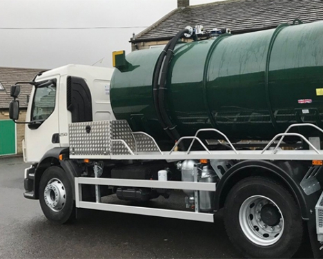 2000 gallon vacuum tanker completed